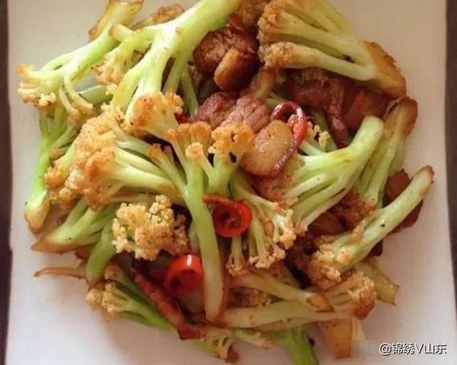 周末，公婆来我家，我做了12道菜，荤素齐全，难得一聚很是开心