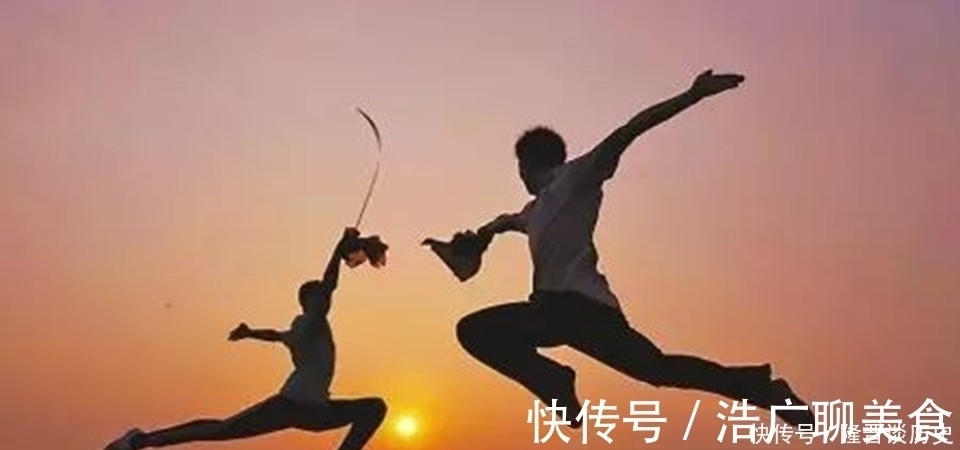 李小龙|浅谈武术为何古代武术那么厉害，如今的武术却越来越弱了呢