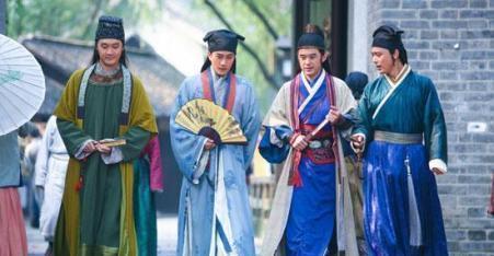 上联|书生上联 水手落水, 水鬼拉住水手手;渔家少女下联千古绝对!