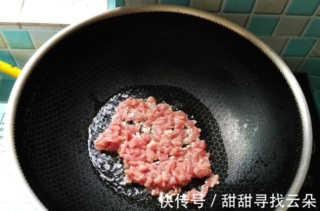 杀菌|秋天，黄瓜茄子靠边站，这菜要多吃，维生素C高，开胃杀菌又营养！
