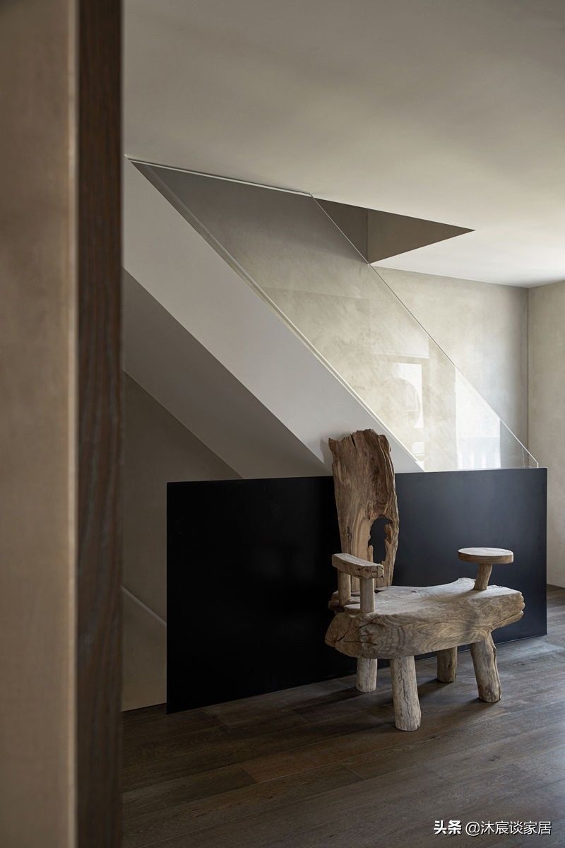 侘寂风|初看,他家真是“家徒四壁”,细品,真的是很有味道,越看越喜欢