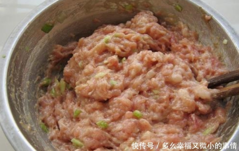 经典名菜四喜丸子,咸鲜酥嫩,香而不腻