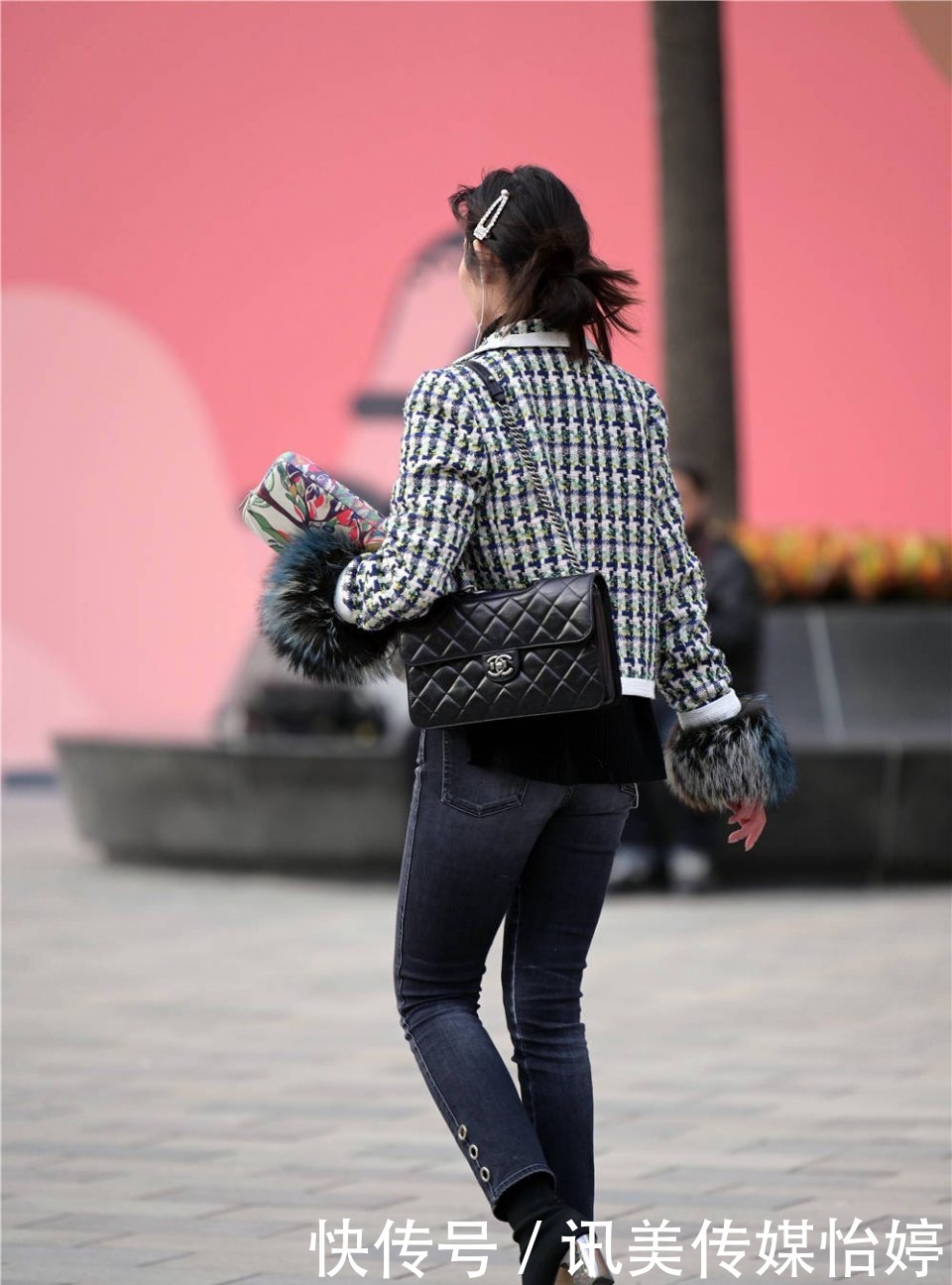 显身材的紧身裤搭配,时尚大方,不会辜负你的身材