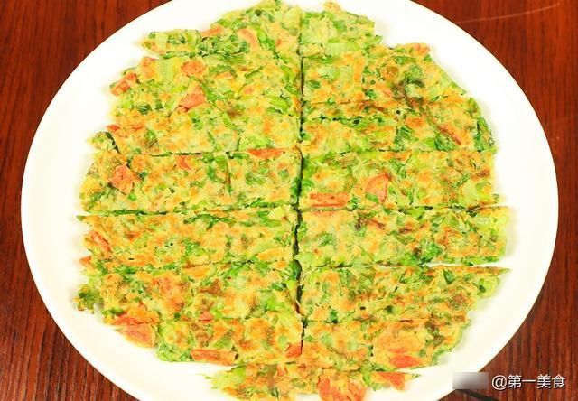 火锅|生菜别再下火锅了，试试这道生菜火腿饼，外酥里软，早餐都解决了