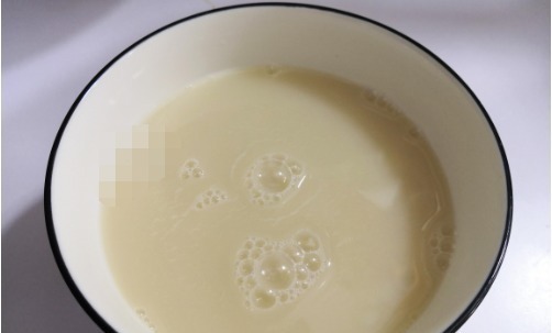 蒸包子，不会发面？学个窍门，面发得又快又好，包子又软又暄