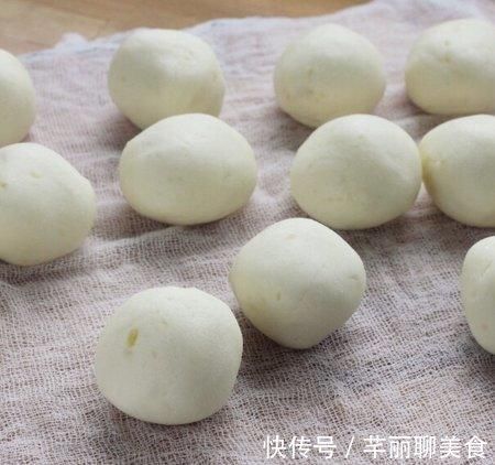 好吃|用土豆这样烙饼，香甜软糥，一口气吃3个，连挑食的孩子都说好吃