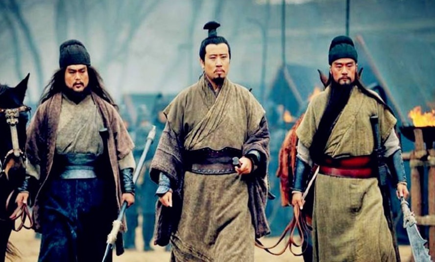 张飞|刘备称帝后打造了八把宝剑，分给五虎上将，但这两位却没分到