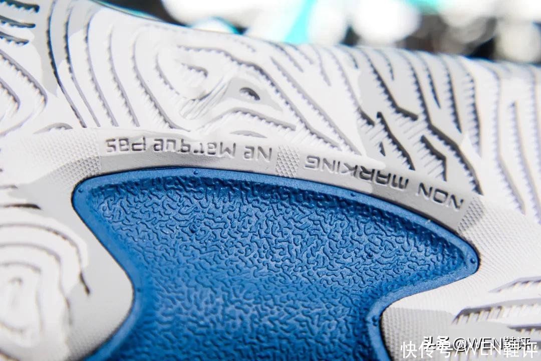 无痕橡胶|2020年度最强实战的平替？Asics Invade Nova开箱