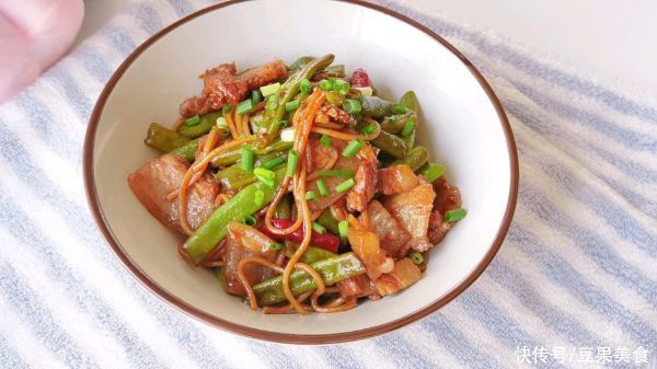 四季豆|百吃不厌的#舌尖上的端午#豆角焖面，你会做吗？