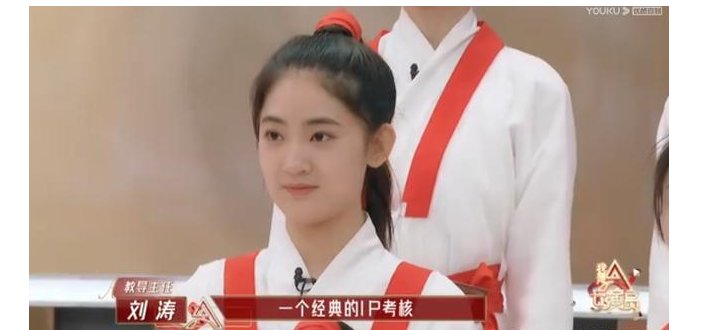 《是女演员》争议不断，27位学员惊艳全场，导师郑元畅频登热搜