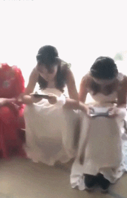 |搞笑GIF:什么良辰吉日,都给我等一会!