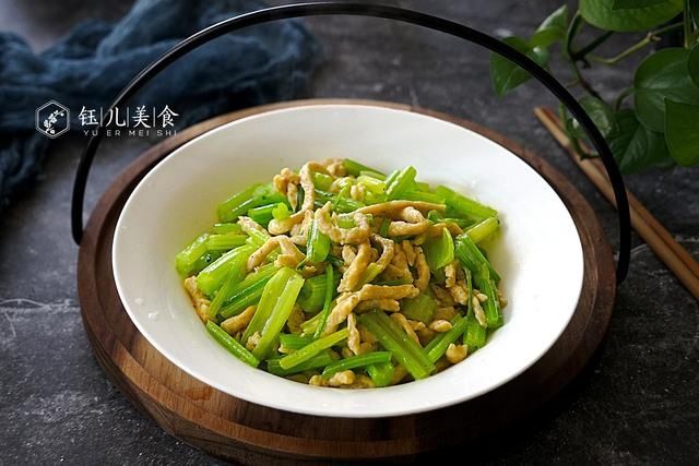 入冬后，给家人多吃这7道菜，做法简单又营养，应季而食，身体好