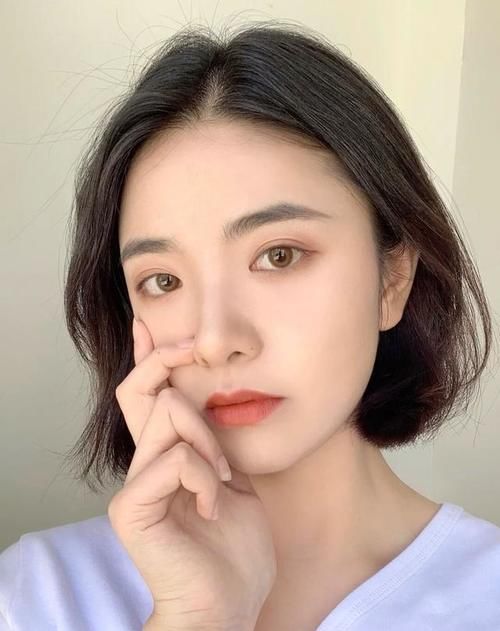 3个美妆小技巧，化妆师一般不会告诉你，却能帮你解决妆容问题