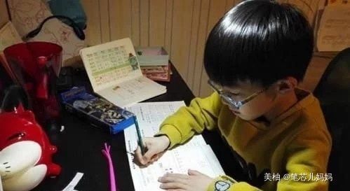 孩子|这4类孩子小时候看着聪明，长大却难有出息，父母别再沾沾自喜了