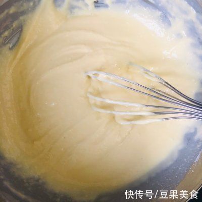 蛋清|简单几步做好一盘清凉解暑绿豆蒸蛋糕,快速搞定一餐饭