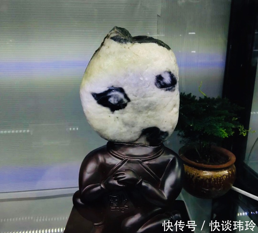 优美|奇石欣赏:围观 精巧别致的珍品奇石 大自然的瑰宝果然奇特优美