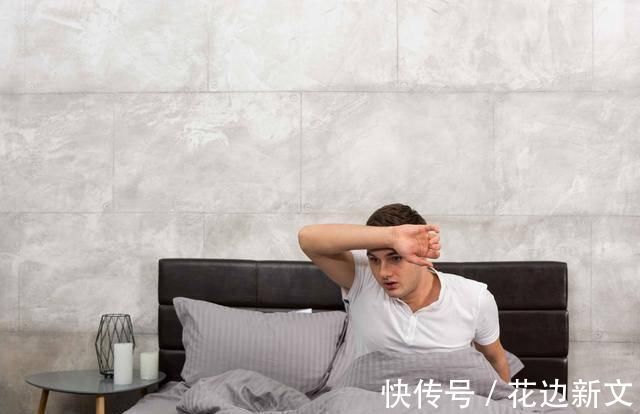 肝细胞|晚上睡觉时出现4种现象，暗示肝不好提醒希望你一个都不占