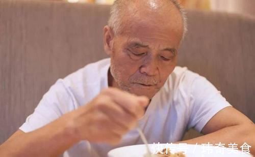 绿叶蔬菜|吃饭吃到“七分饱”是什么感觉?教你几个小方法,或助控制食量