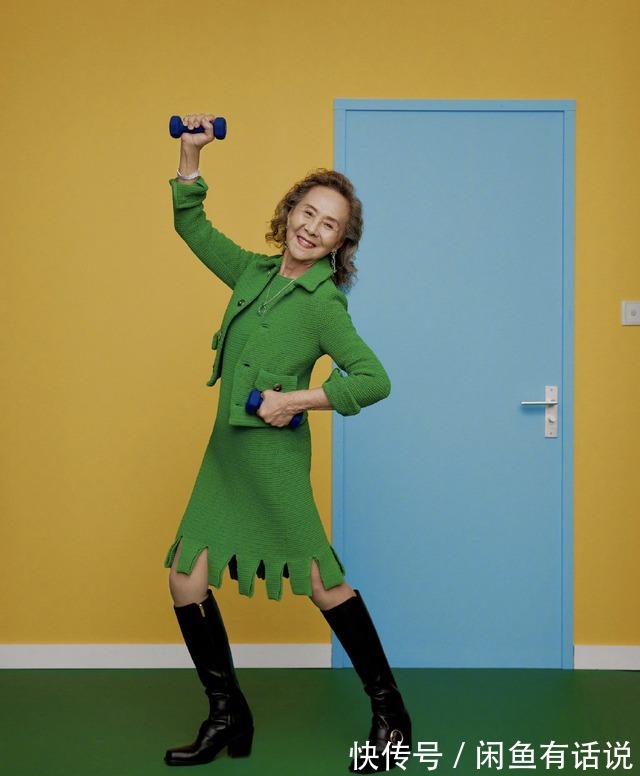 复古色|时尚与年龄无关,80多岁奶奶穿30年前“旧衣”拍照,优雅老去真美