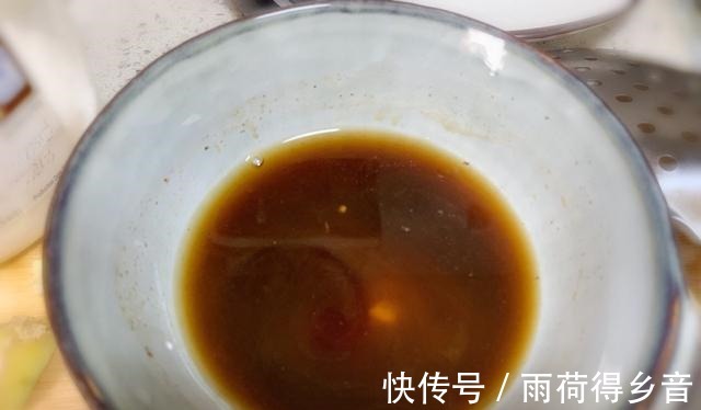 减脂清爽的蒜蓉油麦菜，不用下锅翻炒，一分钟即可出锅！