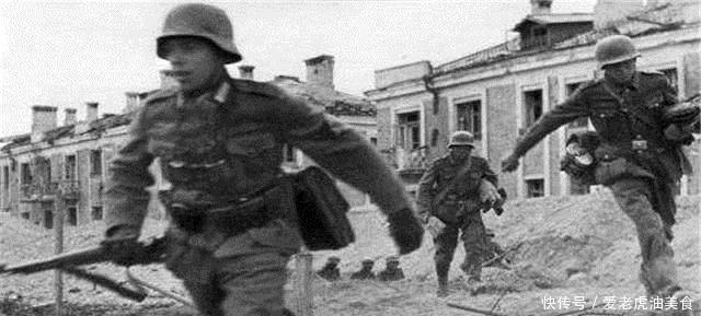 作战|二战德军士兵作战为何都要背一个铁罐铁罐里面有什么东西！