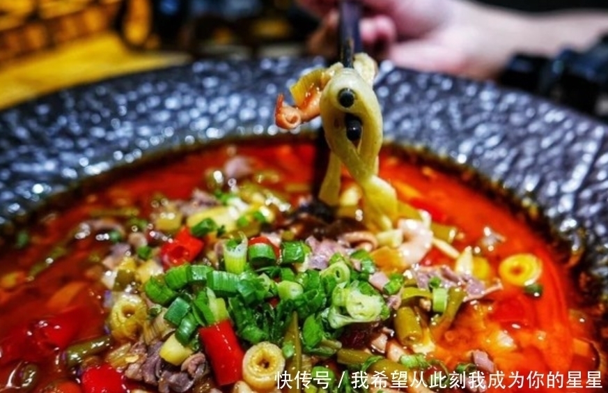 中年|国内唯一的3D立体“空中之城”,导航都无能为力,却备受游客青睐