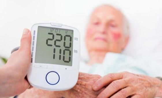 中老年血压高、腰腿疼痛,1味药材煮水,补肝肾、强筋骨、降血压