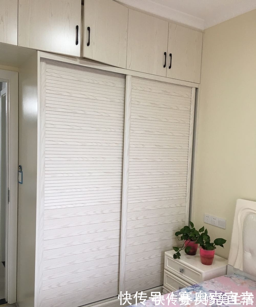 电视墙|新房刚大扫除完成，朋友进门就被电视墙惊艳到，特别不满意餐厅