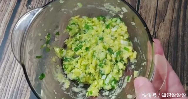  烤箱别再闲置着了，跟着我学做蒜香面包，疏松香软蒜香淡然