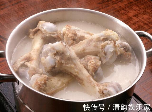 宝妈|医生忠告孩子再馋,以下4种食物也不要给娃吃,长大后会感谢你