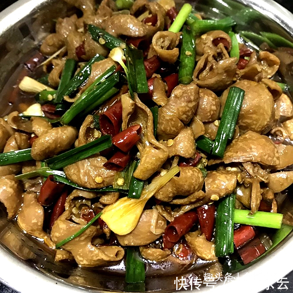 几天不吃就馋的下饭菜,香辣开胃,越嚼越过瘾,真是百吃不厌!