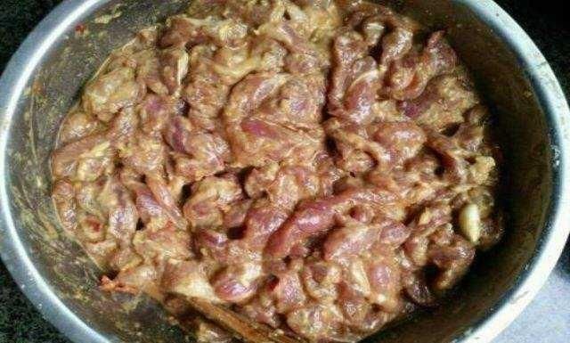 大厨|大厨炸酥肉的秘方，酥肉上浆前，多加这3味腌制一下，美味翻倍