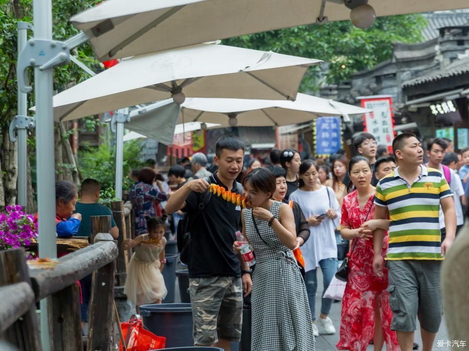 四天三晚，成都那些让人念念不忘的美食和美景