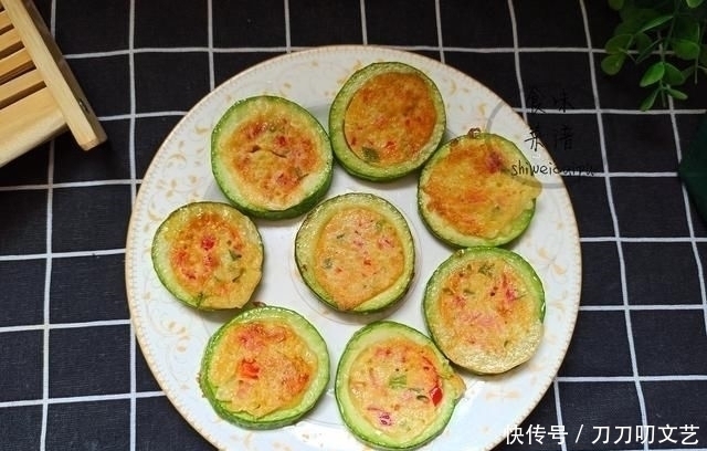 它是天然补钙蔬菜,9毛钱一斤,教你做成早餐饼,孩子常吃免疫高