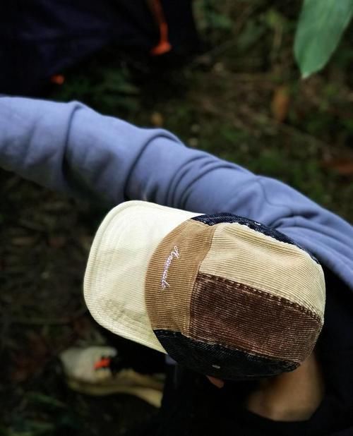 保暖|冬天想偷懒怎么办?卫衣、背带裤保暖又休闲