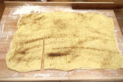 教你做|教你做双色千层饼,柔软有滋味,让你学会1种,能开发出10多种