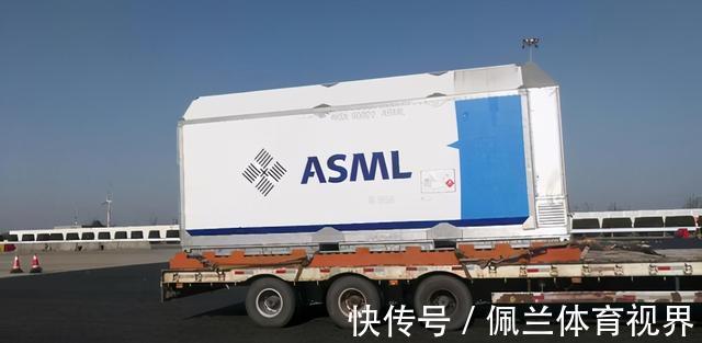 打脸来得这么快，国内光刻市场全面开花，ASML的改口很现实