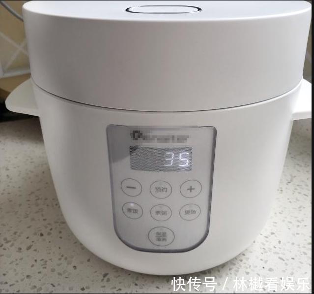 蒸米饭别太单调了，放个地瓜软糯香甜，营养健康吃出新花样