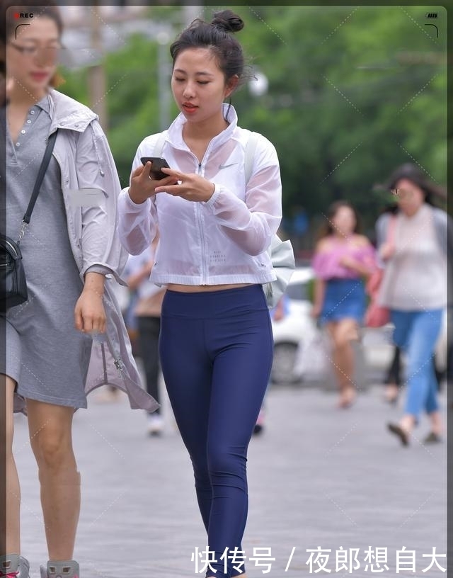 瑜伽|透气防晒配瑜伽裤,休闲时尚,减龄有活力