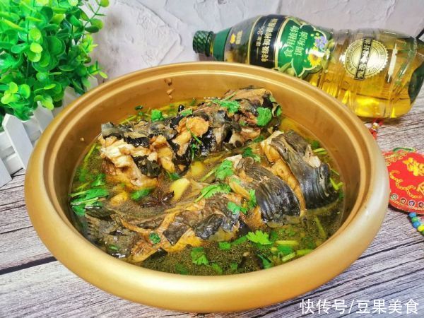 #新春美味菜肴#连年有余｜超简单美味家常炖鱼