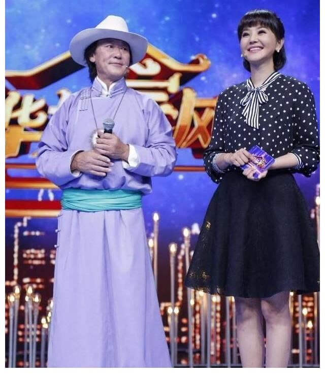 她在央视主持了15年,竟然只是临时工?辞职离开后又被高薪聘回