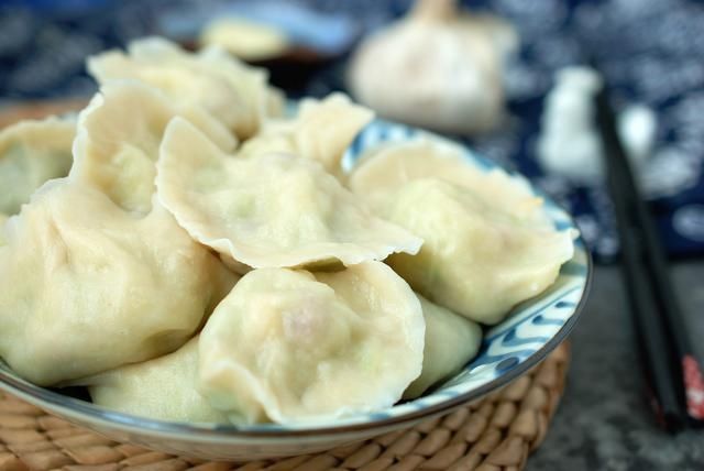 都说我家的饺子素馅儿比肉馅香,没别的,我调素馅只放3种调料