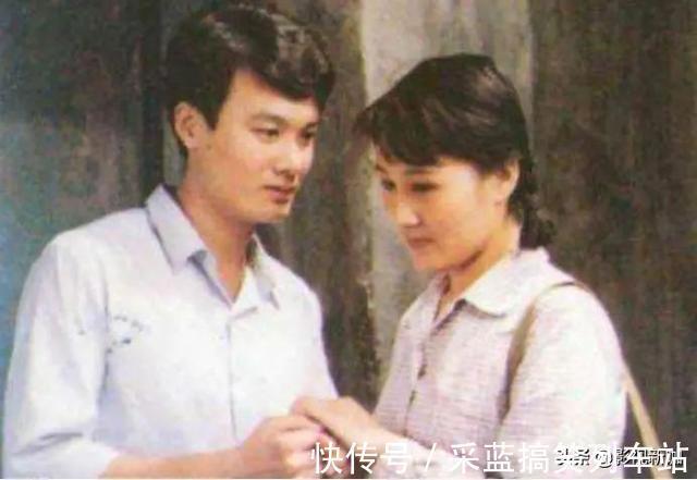 節(jié)目中張凱麗與女兒鬧翻,24歲張可盈直接崩潰,胡兵連忙安慰