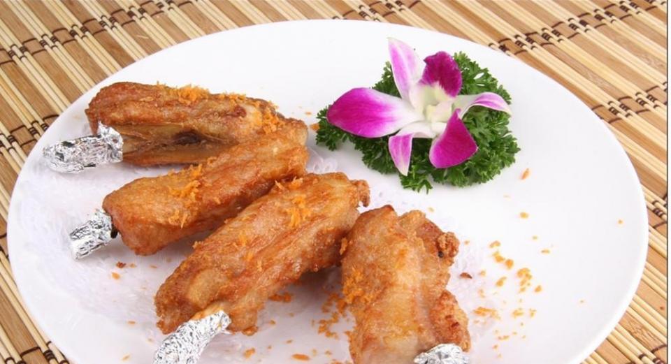 16个小炒菜，有荤有素，一天吃一个叫你吃三年都不腻，赶紧收了