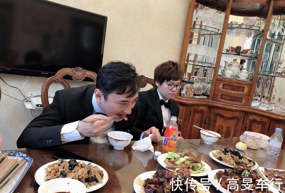 四相!老人言:看马要看四蹄,看人要看四相!四相指的啥?又有啥讲究