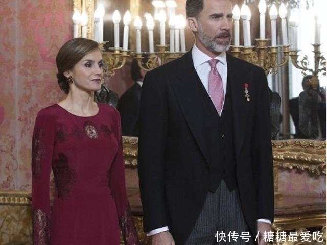 穿搭|优雅女人懂得穿裙子不能过短,看西班牙王妃就知道,40岁该这样穿