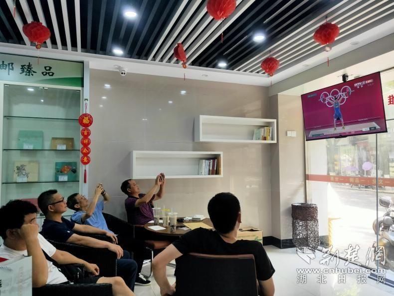 邮政|潜江邮政启用纪念邮戳 定格“一举惊人”夺冠瞬间