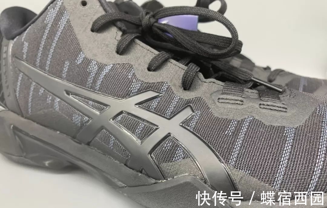 缓震 一双能让大体重球员飞起来的球鞋！Asics Gel Burst实战测评