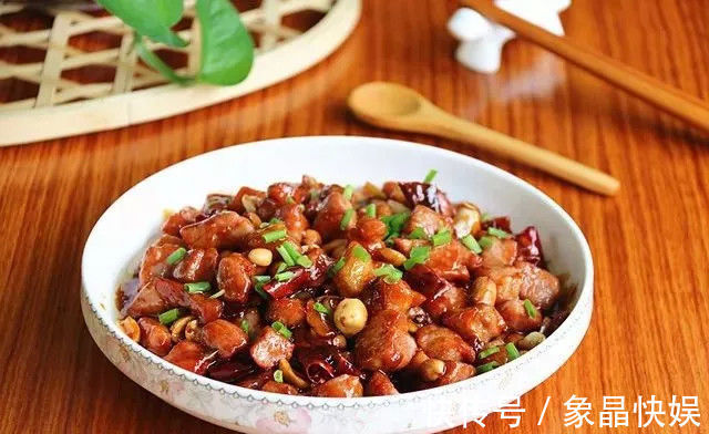 黑胡椒|美食推荐宫保肉丁,麻辣牛杂香锅,私房浇汁豆腐,丝瓜炒虾仁