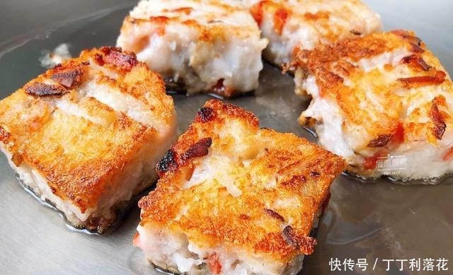 芋头糕|闻着香就被馋醒了!这早餐做一次能吃一周,早上几分钟搞定!